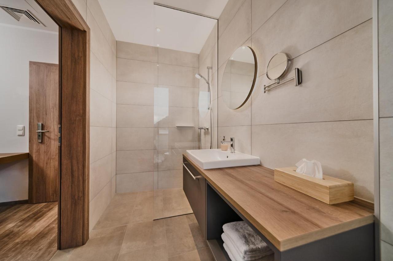 Seehotel Im Weyer Гмунден Екстериор снимка