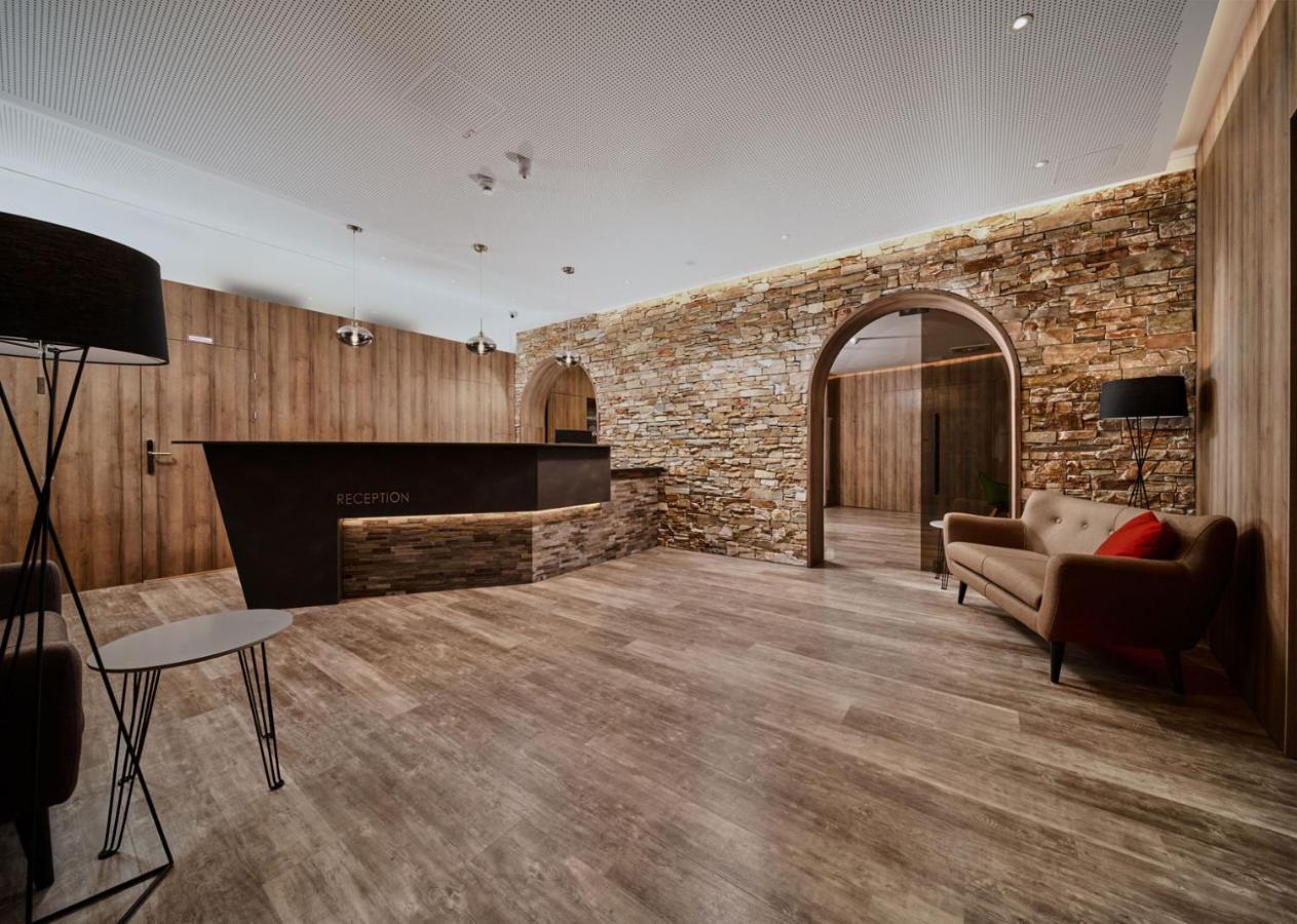 Seehotel Im Weyer Гмунден Екстериор снимка